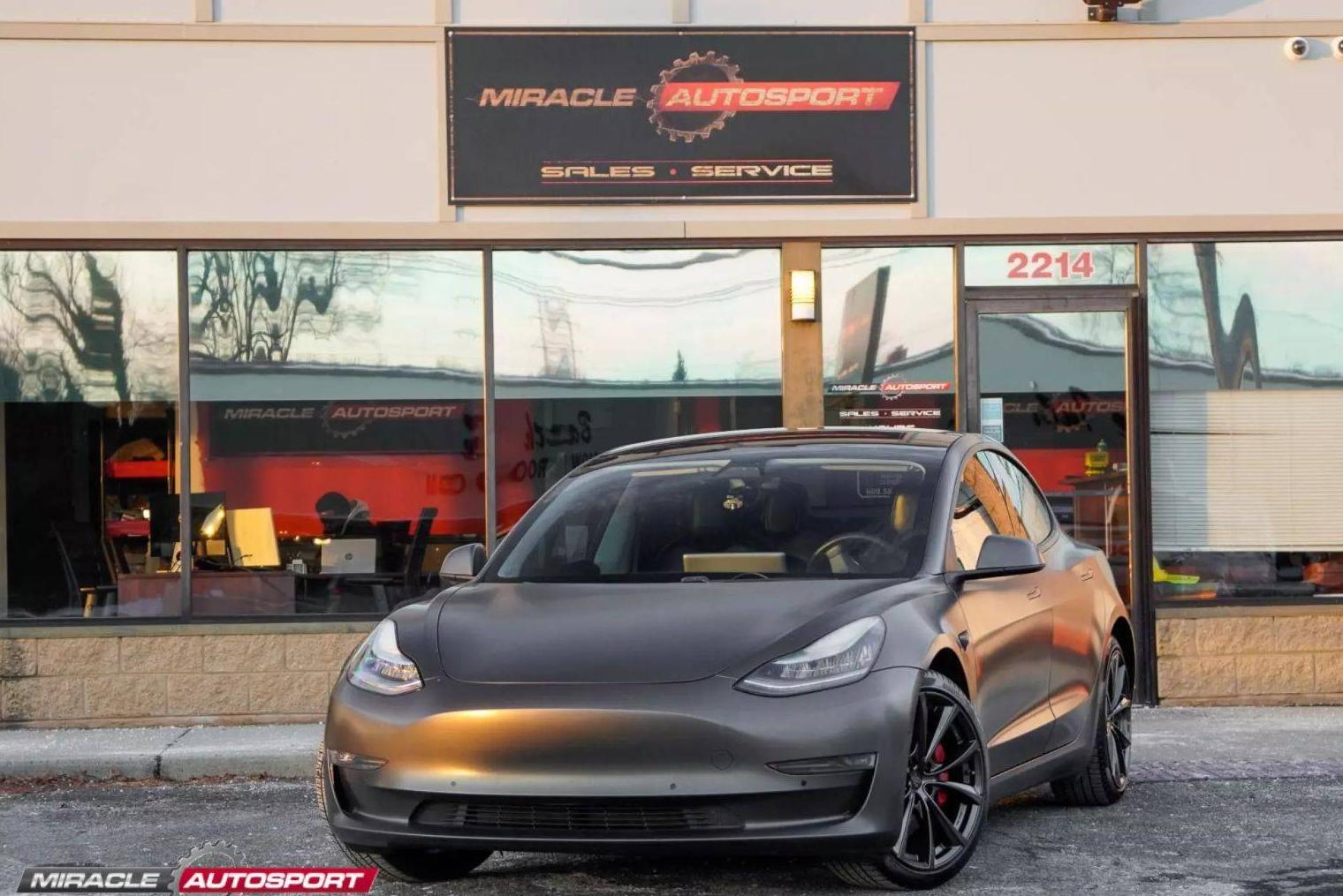 TESLA MODEL 3 2019 5YJ3E1EB8KF419815 image